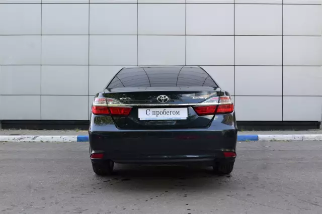 Toyota Camry 2015