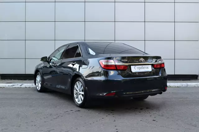 Toyota Camry 2015