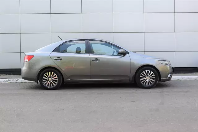 Kia Cerato 2012