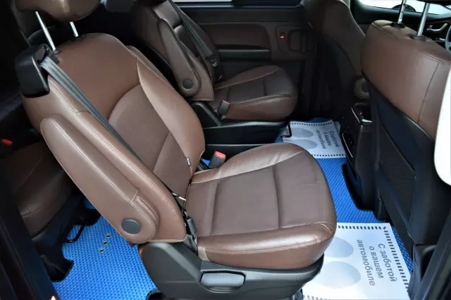Hyundai Grand Starex 2018
