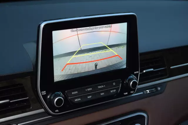 Hyundai Grand Starex 2018
