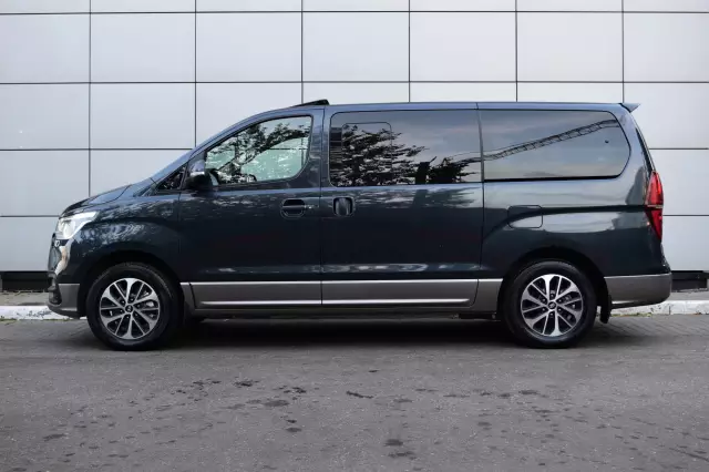 Hyundai Grand Starex 2018