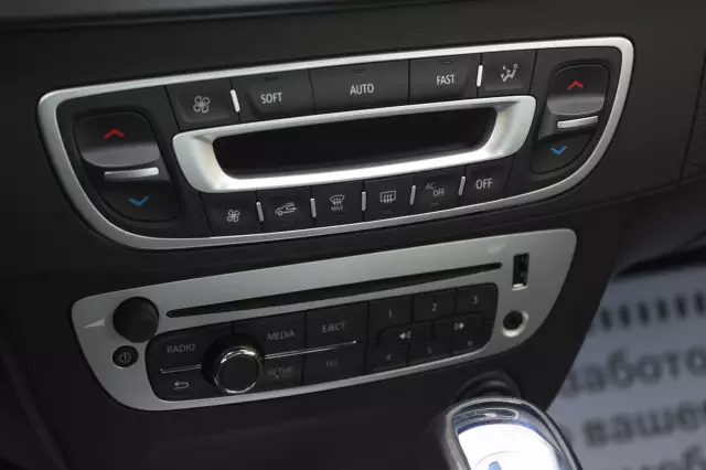 Renault Fluence 2014