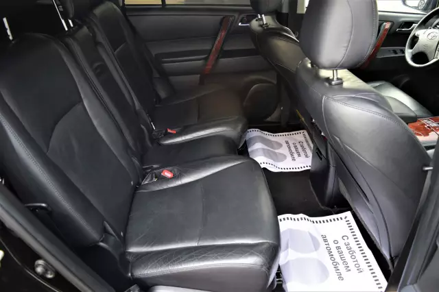 Toyota Highlander 2011