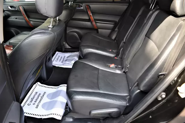 Toyota Highlander 2011