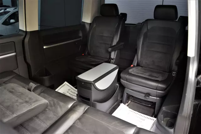 Volkswagen Multivan 2016