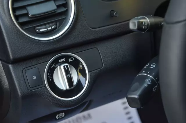 Mercedes-Benz C-Класс 2012