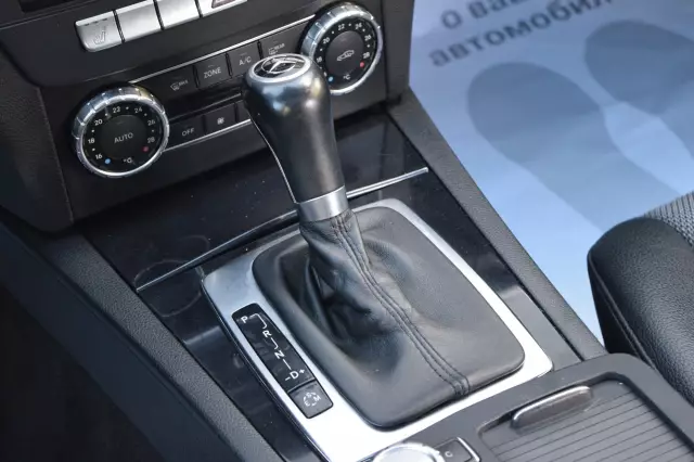 Mercedes-Benz C-Класс 2012