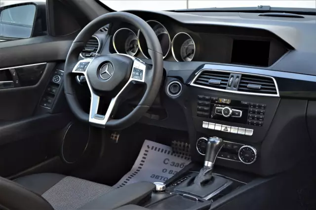 Mercedes-Benz C-Класс 2012