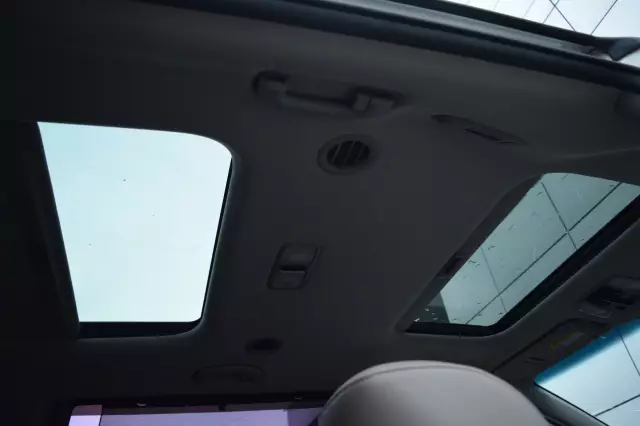 Kia Carnival 2016