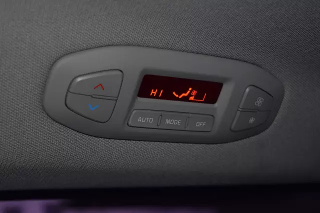 Kia Carnival 2016