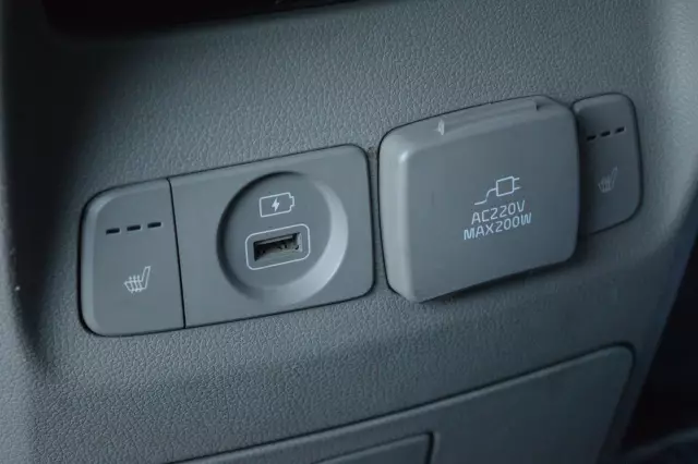 Kia Carnival 2016