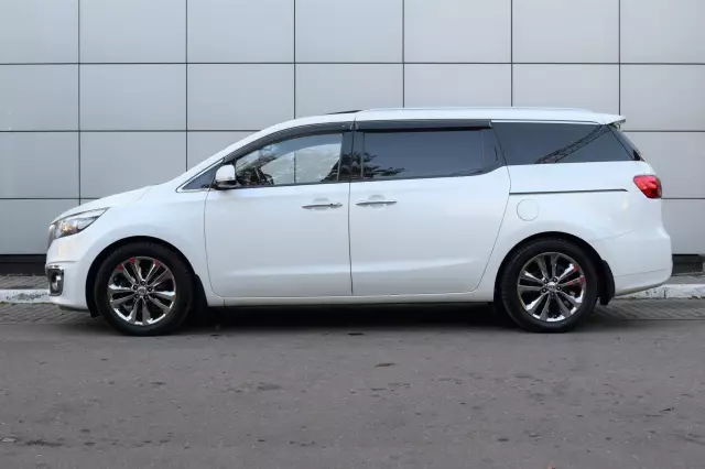 Kia Carnival 2016