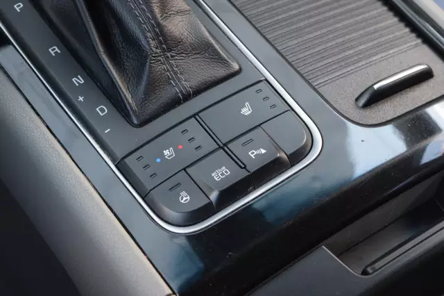 Kia Carnival 2015