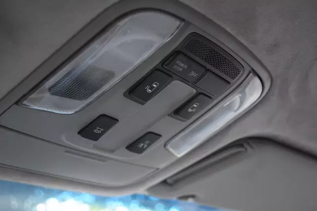 Kia Carnival 2015