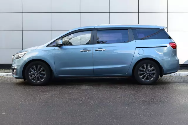 Kia Carnival 2015