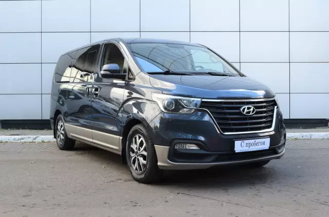 Hyundai H-1 2018