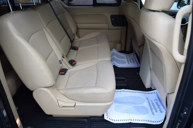 Hyundai H-1 2018