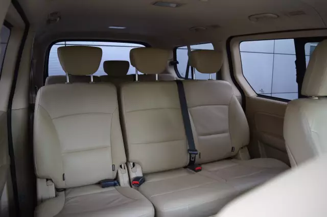 Hyundai H-1 2018