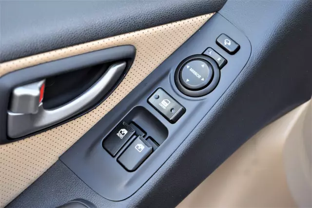 Hyundai H-1 2018