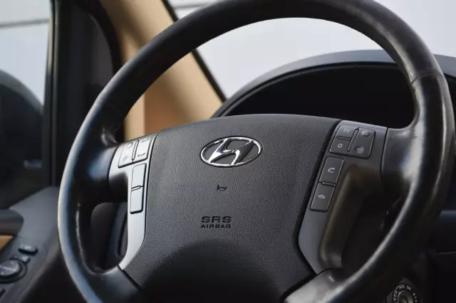 Hyundai H-1 2018