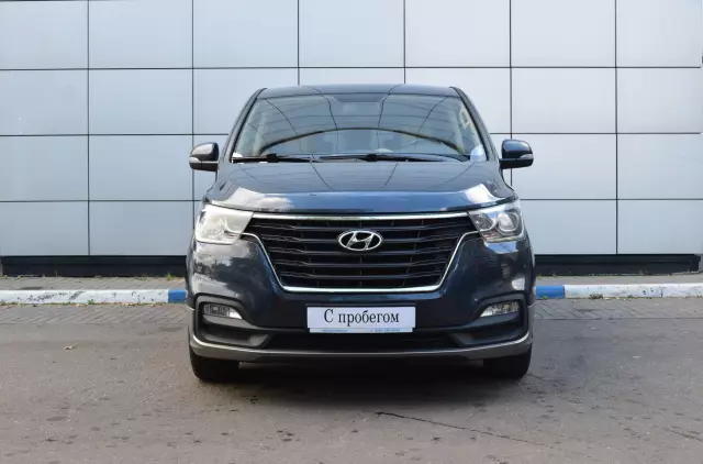 Hyundai H-1 2018