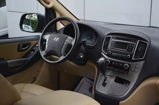 Hyundai H-1 2018