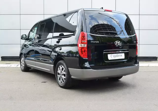 Hyundai H-1 2019