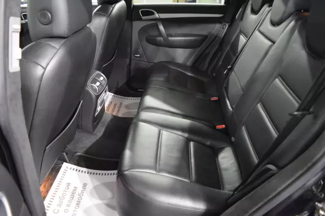 Porsche Cayenne 2003