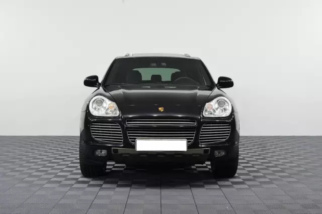 Porsche Cayenne 2003