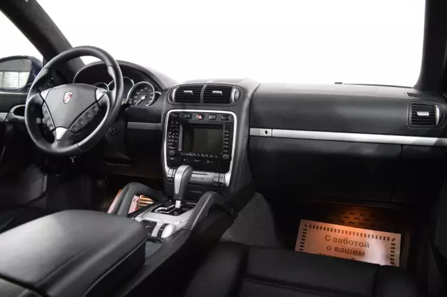 Porsche Cayenne 2003