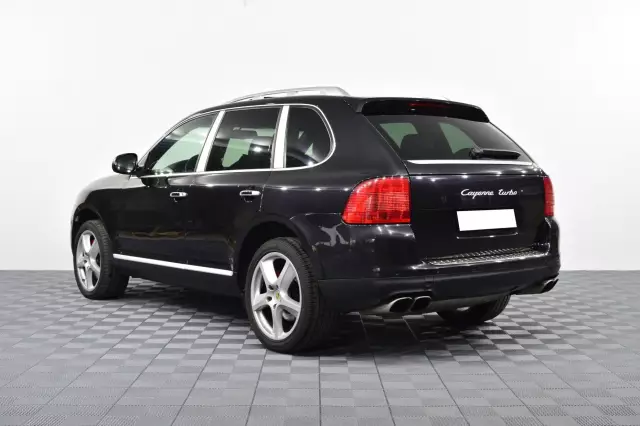 Porsche Cayenne 2003