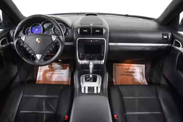 Porsche Cayenne 2003