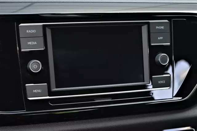 Volkswagen Taos 2021