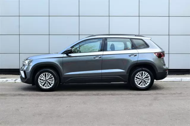 Volkswagen Taos 2021
