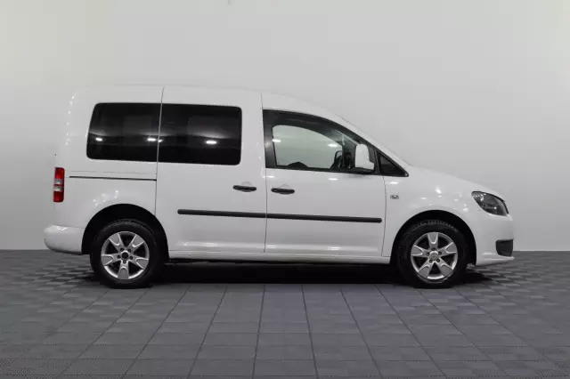 Volkswagen Caddy 2011