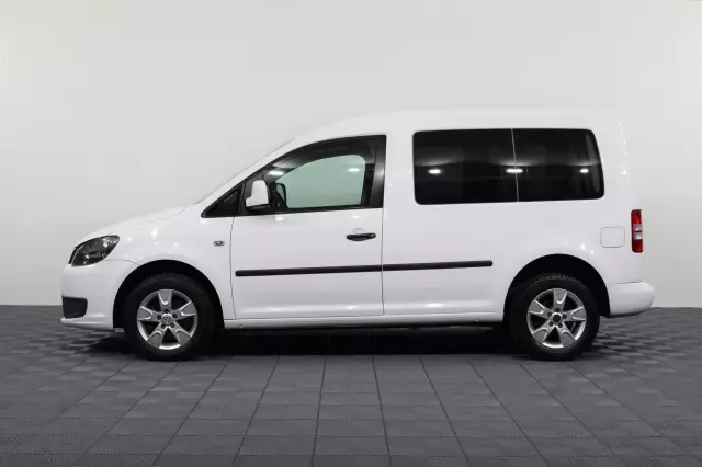 Volkswagen Caddy 2011