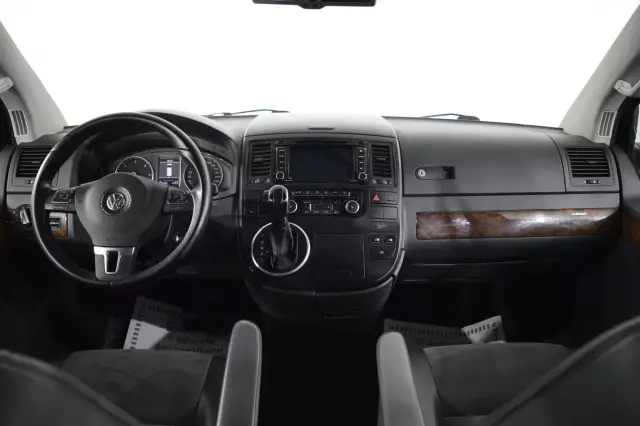 Volkswagen Multivan 2011