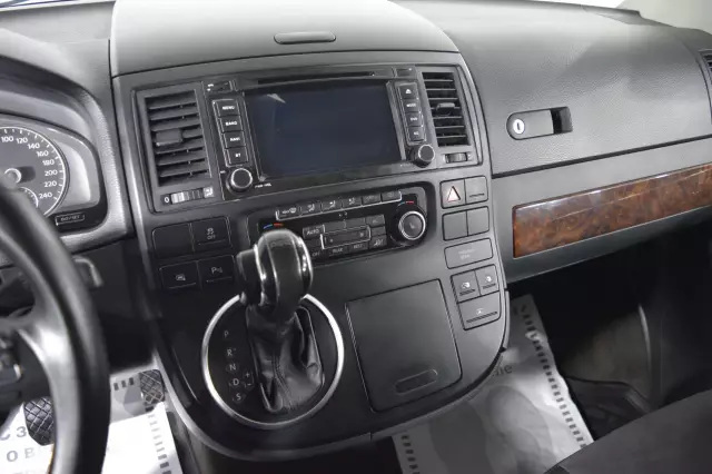 Volkswagen Multivan 2011