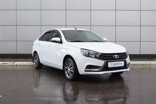 LADA Vesta 2016