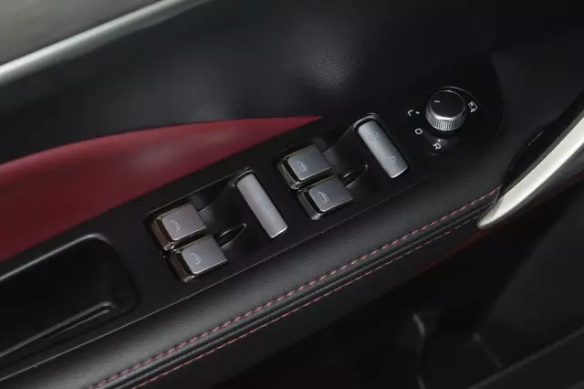 Geely Coolray 2020