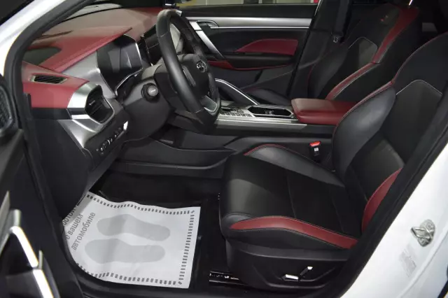 Geely Coolray 2020