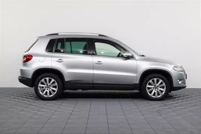 Volkswagen Tiguan 2011