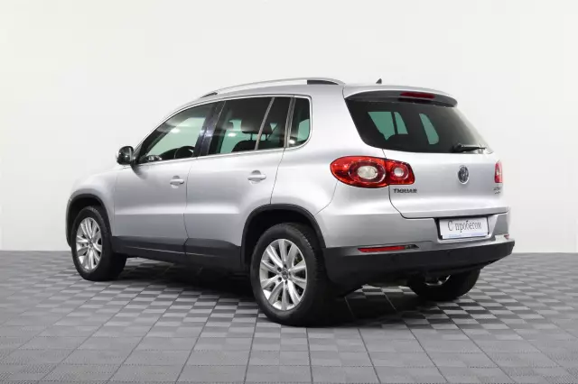 Volkswagen Tiguan 2011
