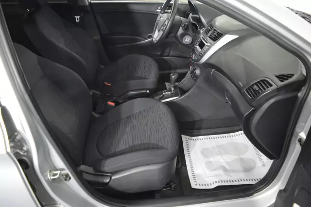 Hyundai Solaris 2015