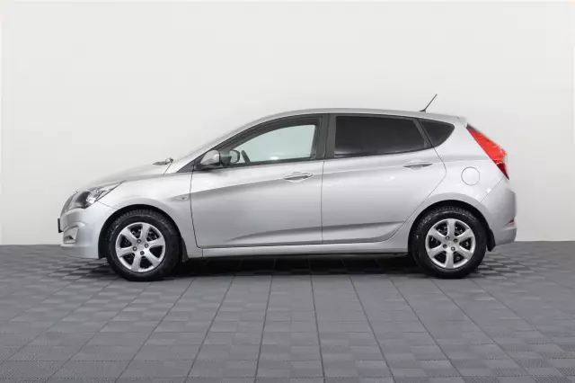 Hyundai Solaris 2015