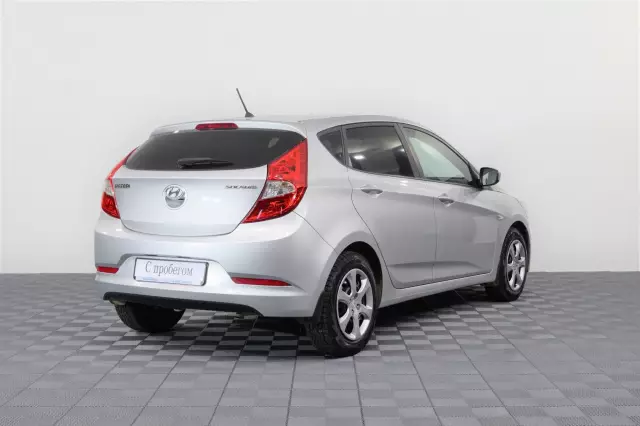 Hyundai Solaris 2015