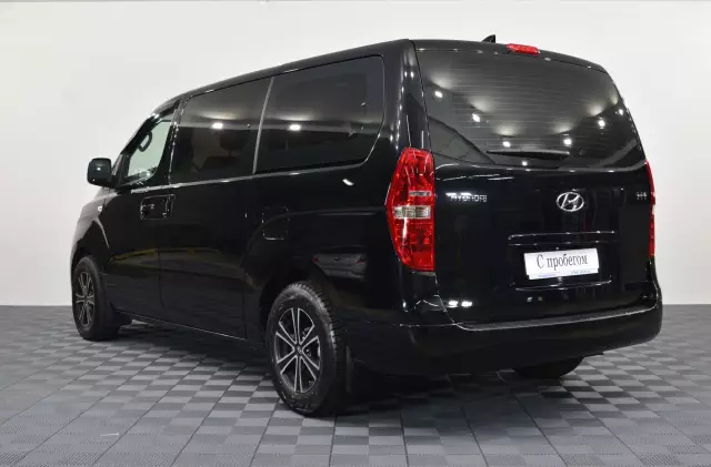 Hyundai H-1 2018