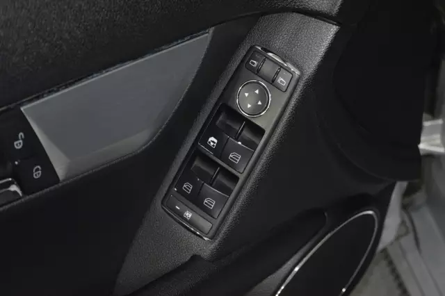 Mercedes-Benz C-Класс 2009