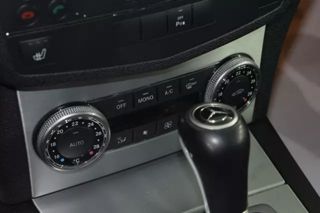 Mercedes-Benz C-Класс 2009